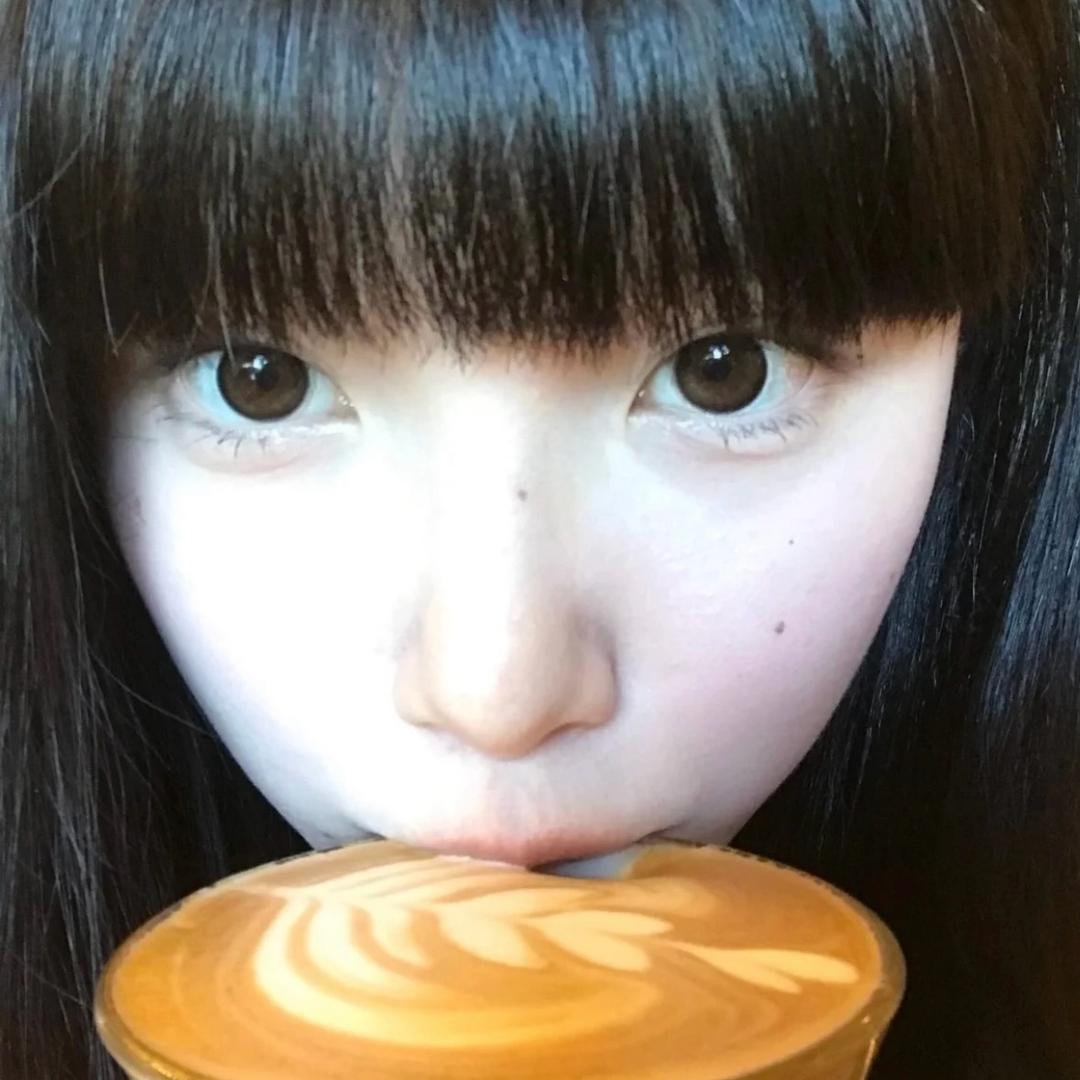 敢敢·