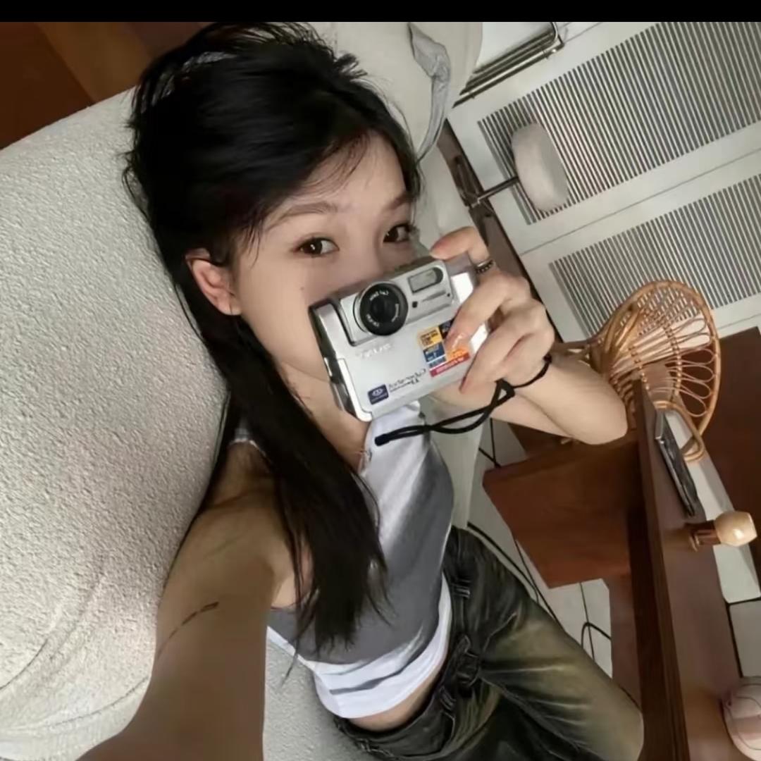 7iY.