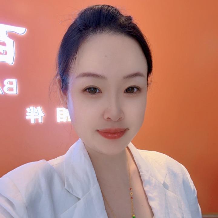 金致生活. 黄金加工定制手工坊