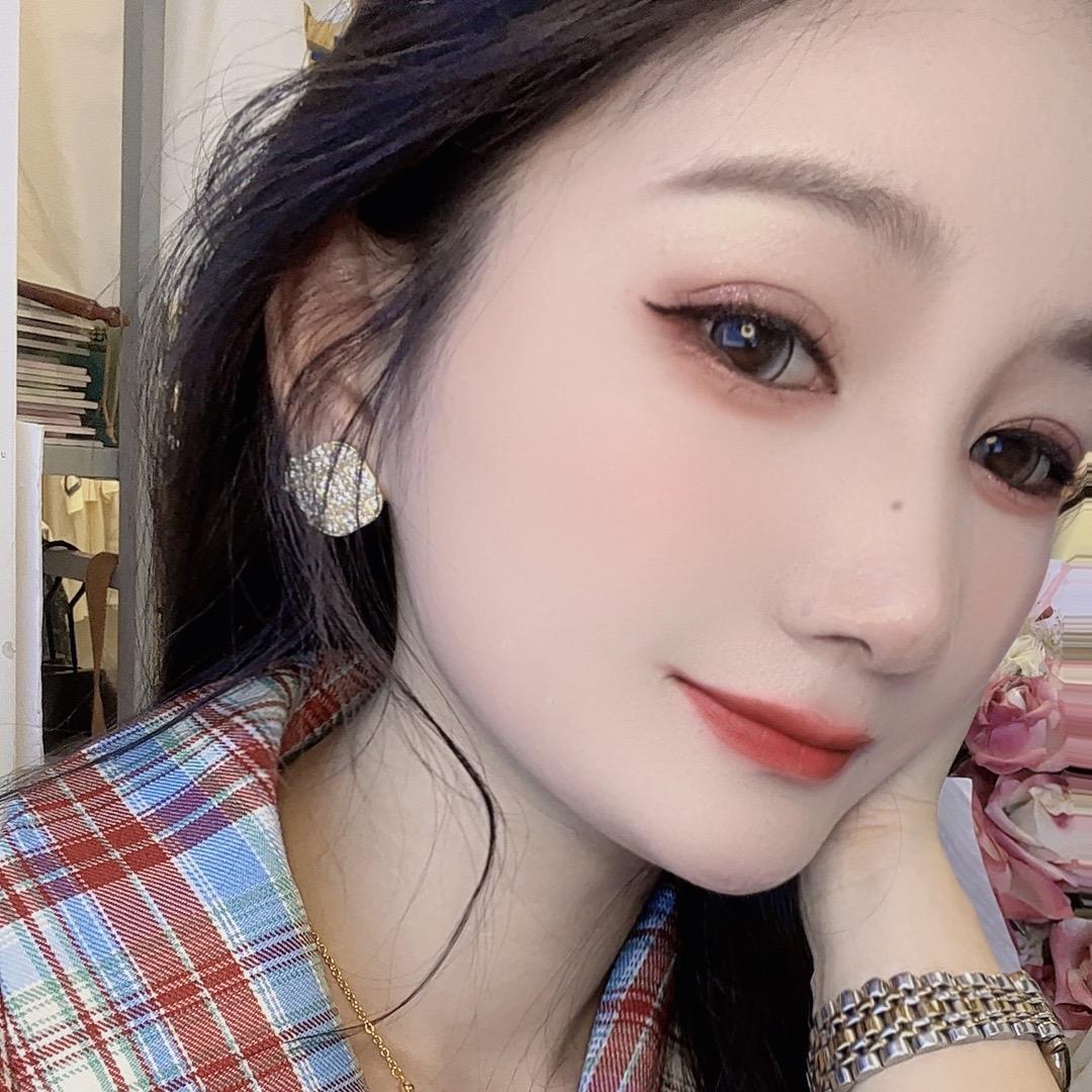 大玲子服饰🍀（穿戴都在橱窗里）