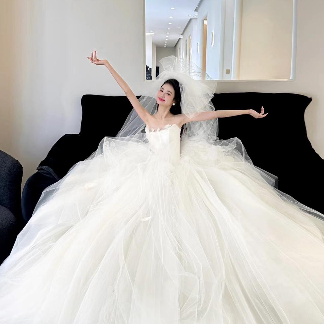 广元稹希礼服馆-霜霜