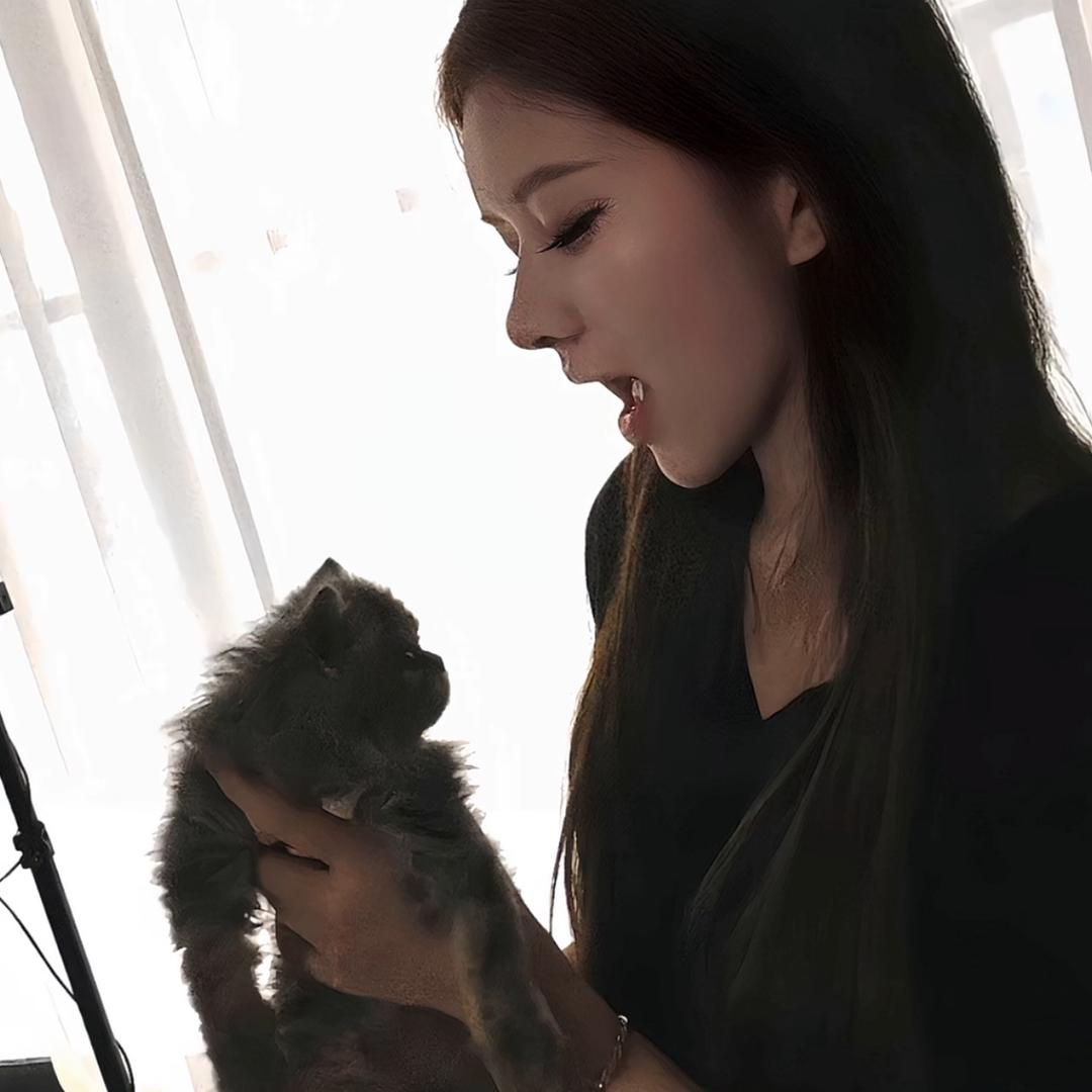 顾..