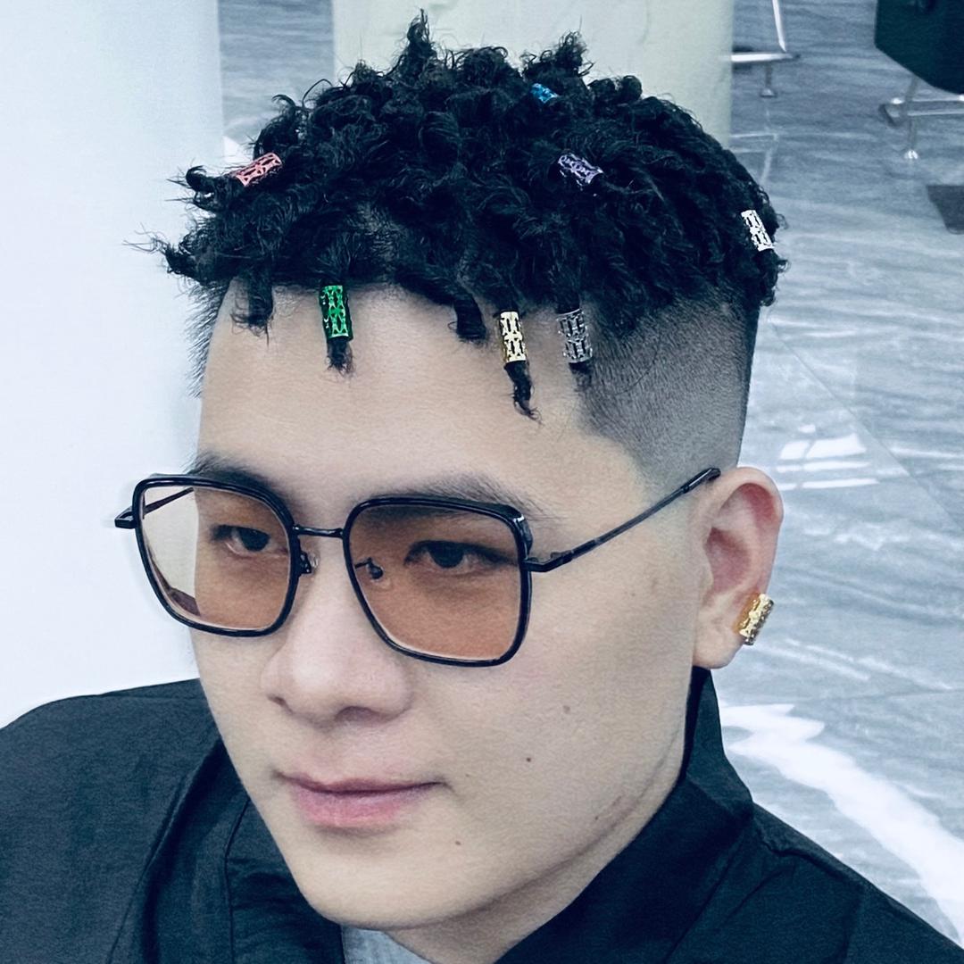 1+7形象设计阿权～3号