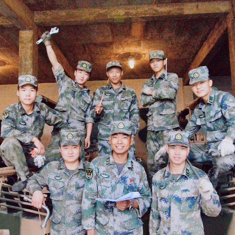 兵王《已退役》➡老铁