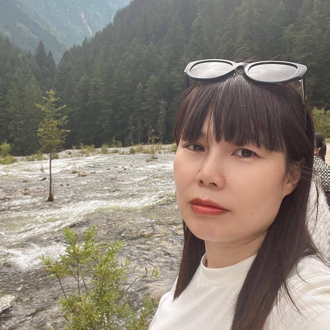 雷家幺妹榜中榜美发