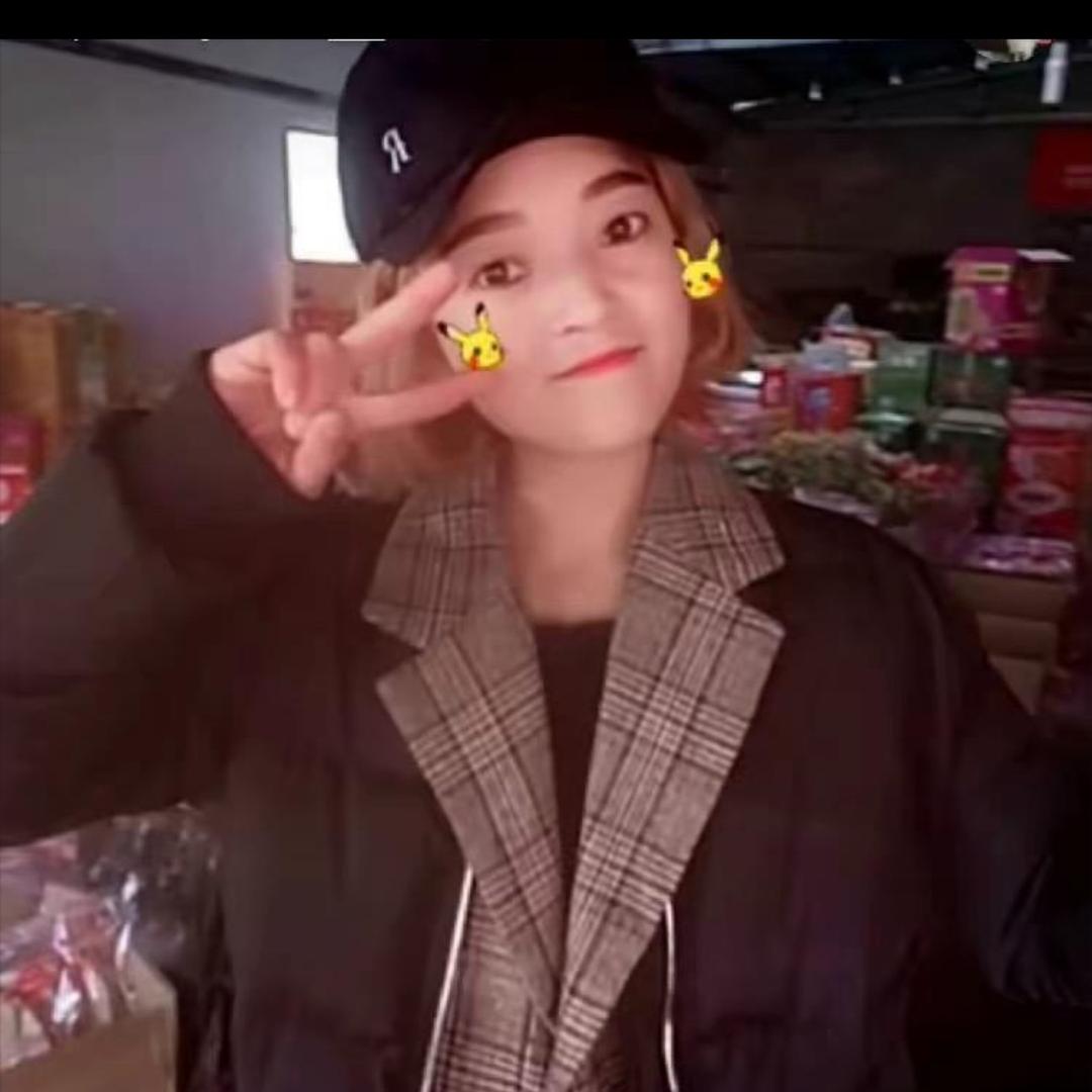 丹丹夫妇❤️四个孩子