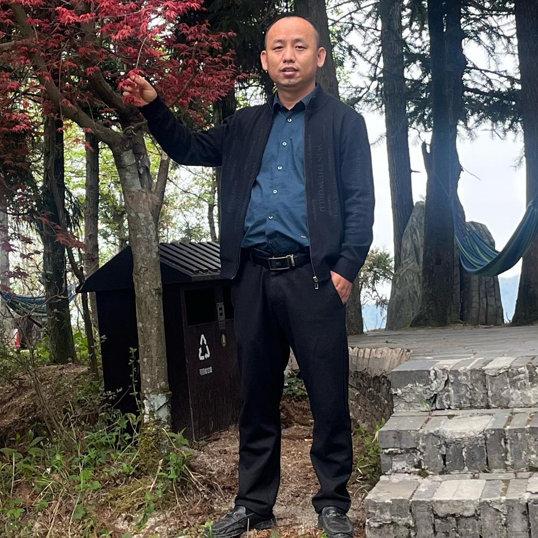 吴五国 烙弗林数控刀具