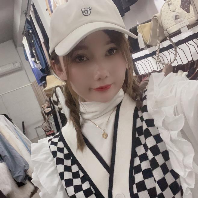 王能能-