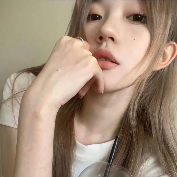 小怡ᵇᵃᵇʸ