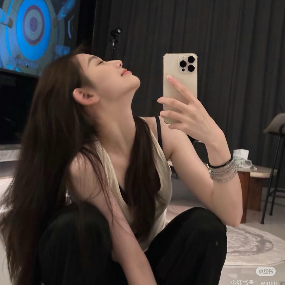 欣欣然