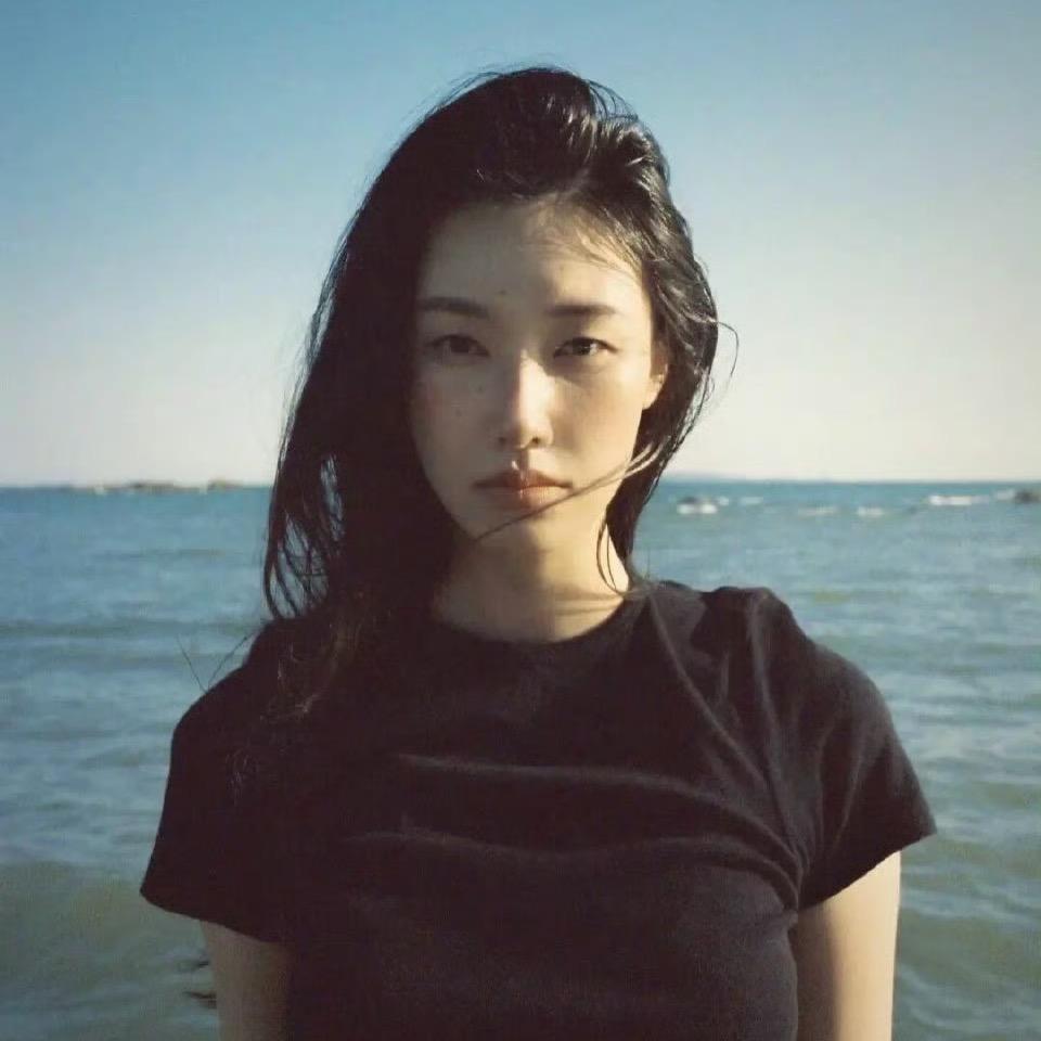 这个妹妹有点东西