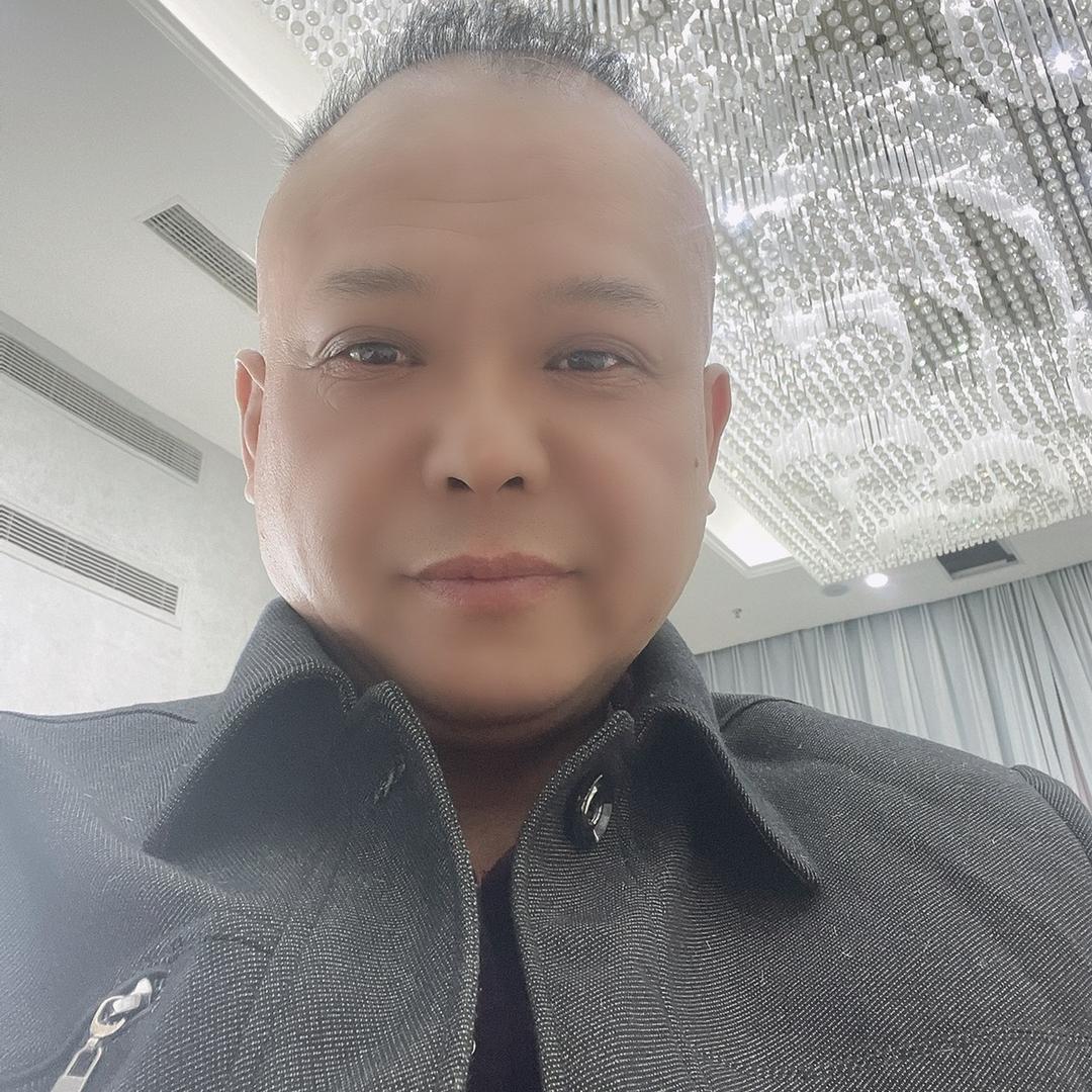 杨宜成一帆风顺