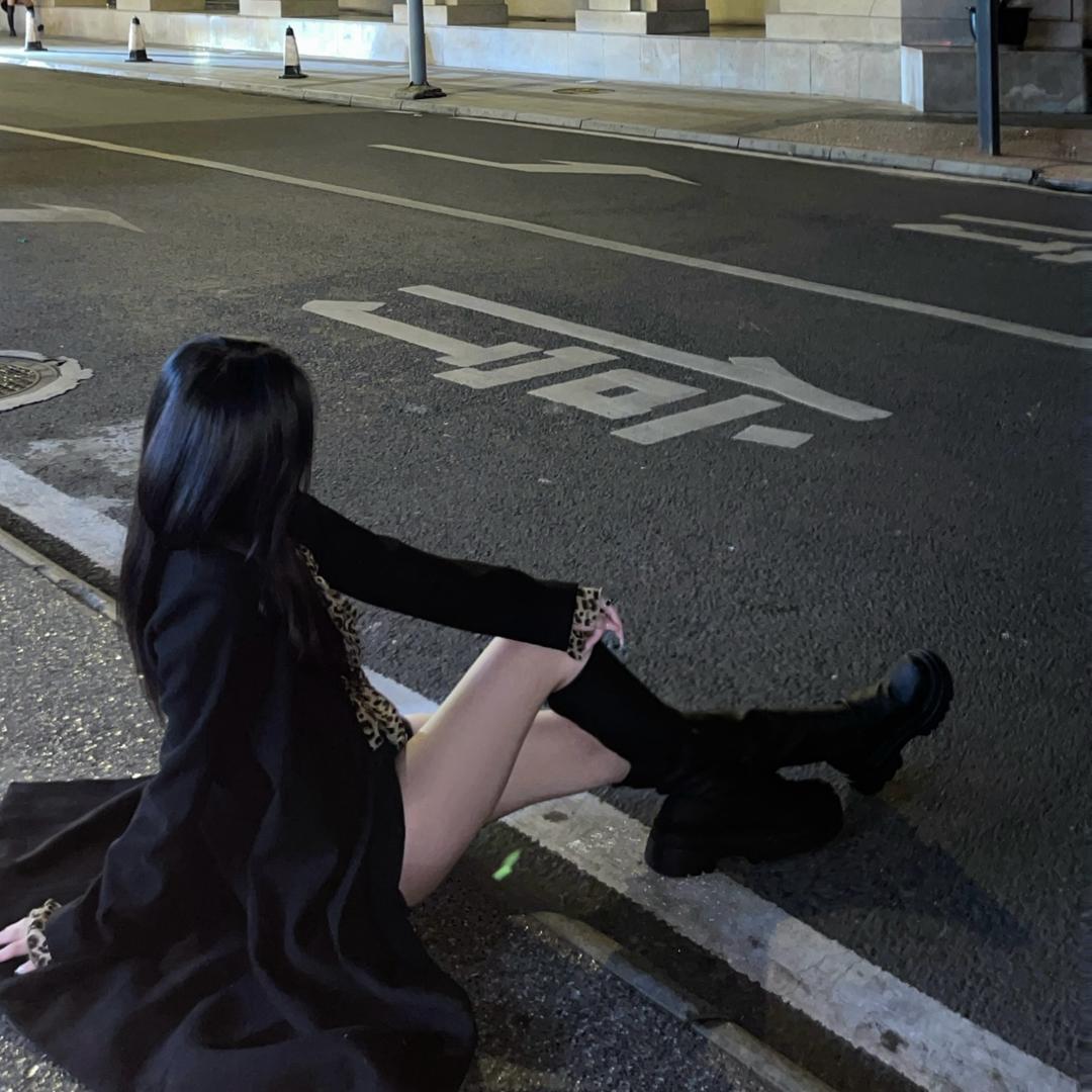 Lyiiii