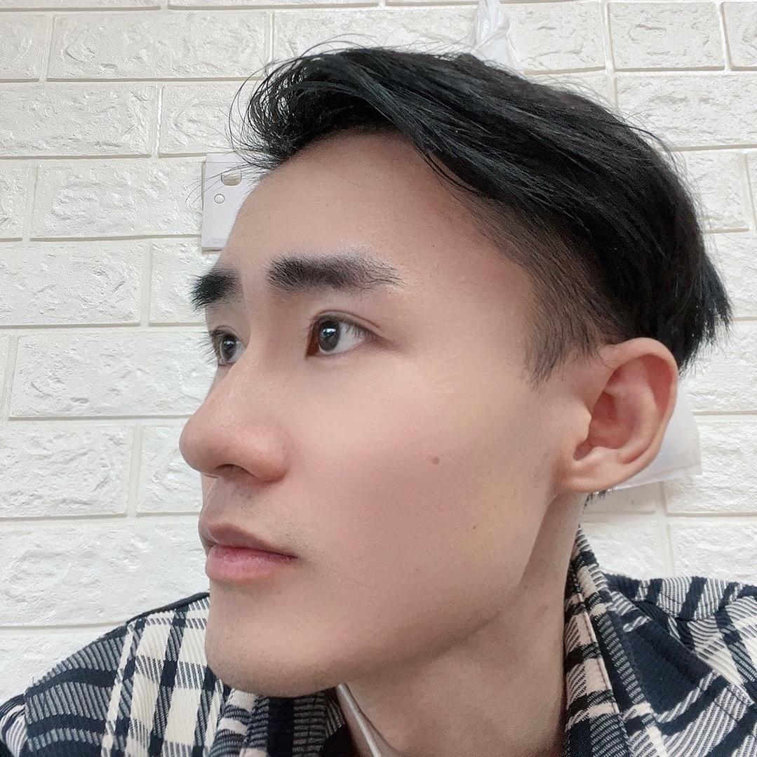 忧郁的大灰羊