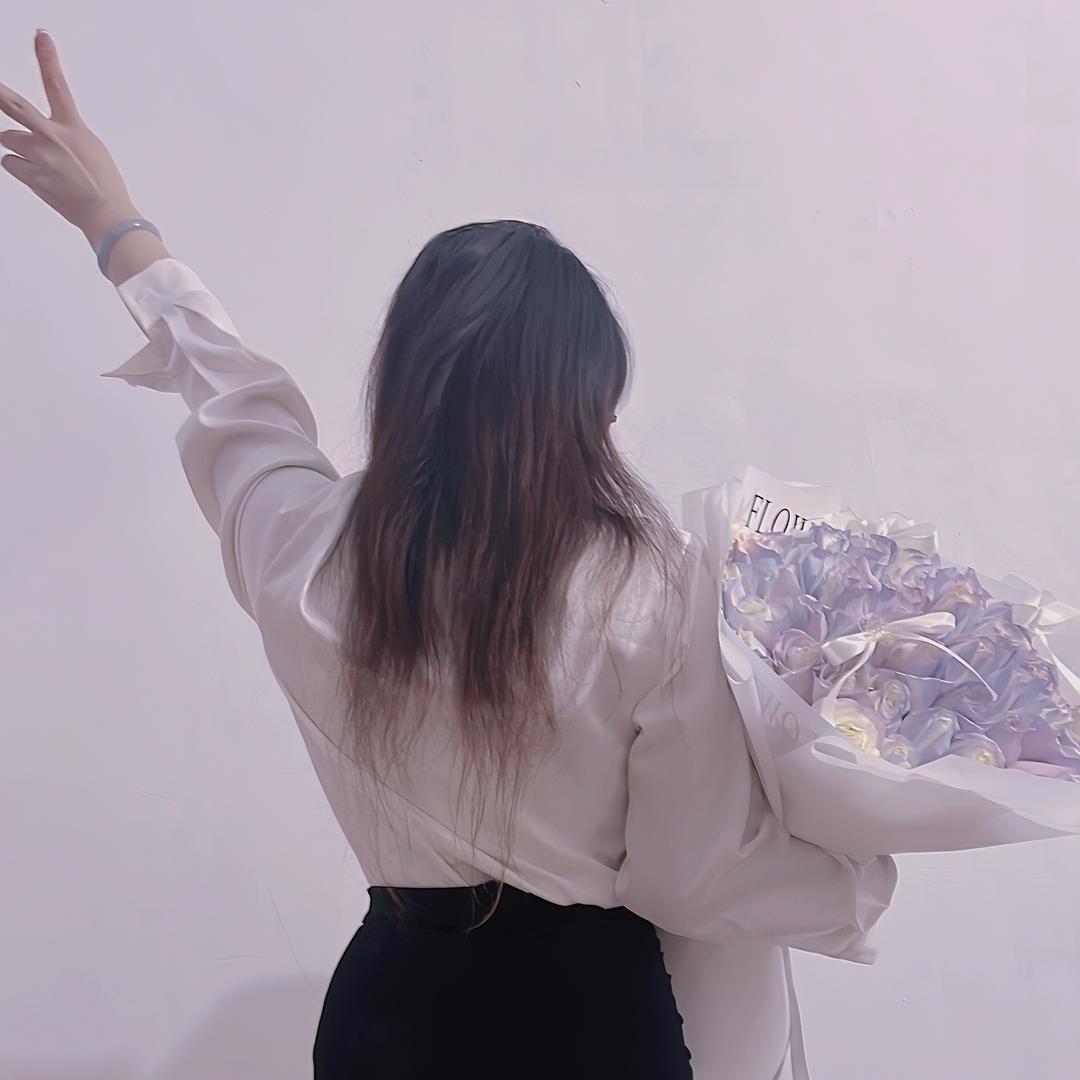 小九的出门穿搭