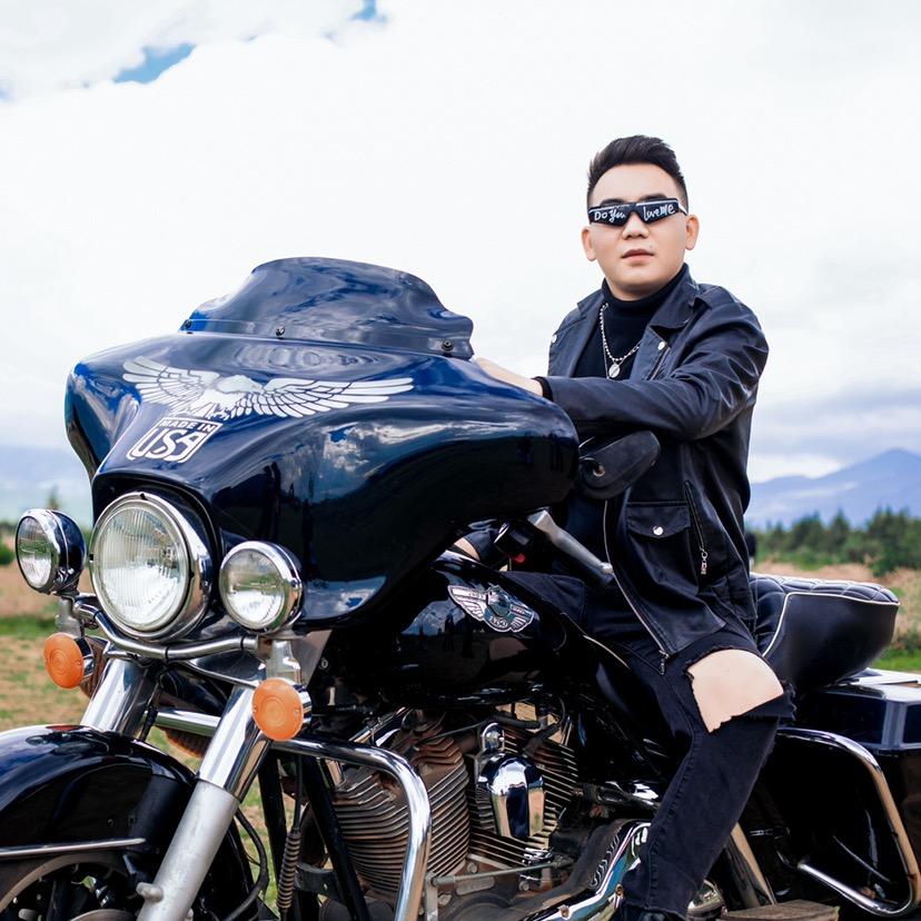 邓锅匠重庆老火锅官方号