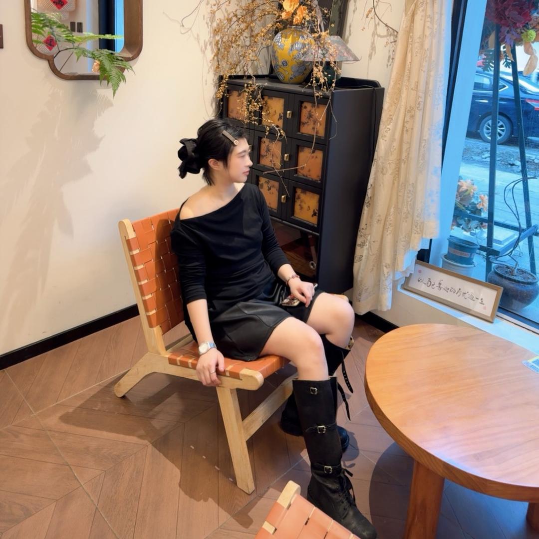 -     不爱吃香菜🤎