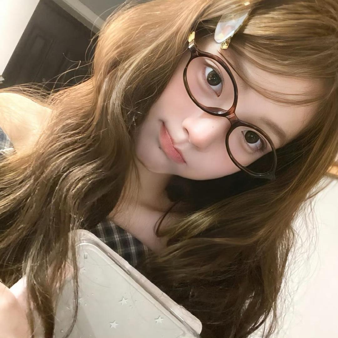 白日艺术家头像