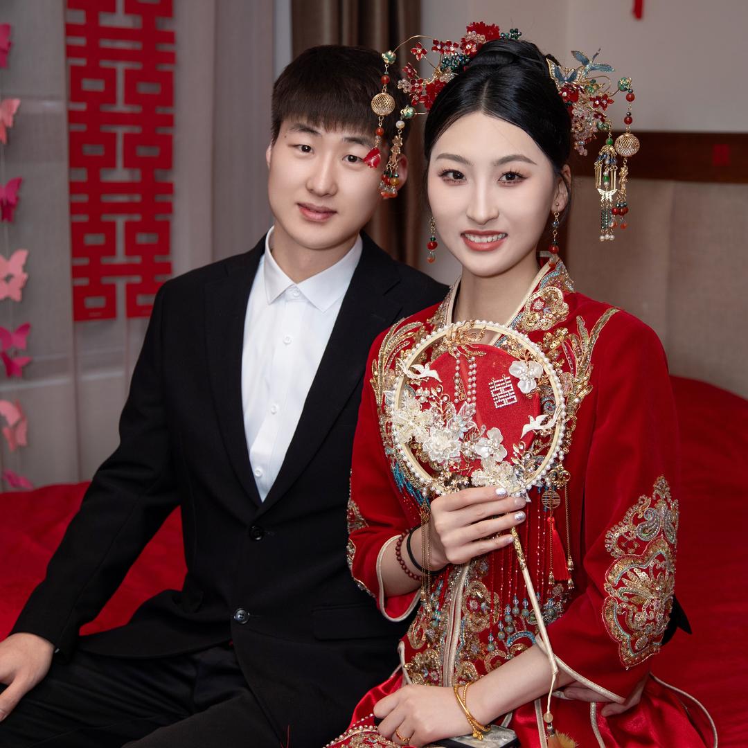 卖轮胎的小亮森