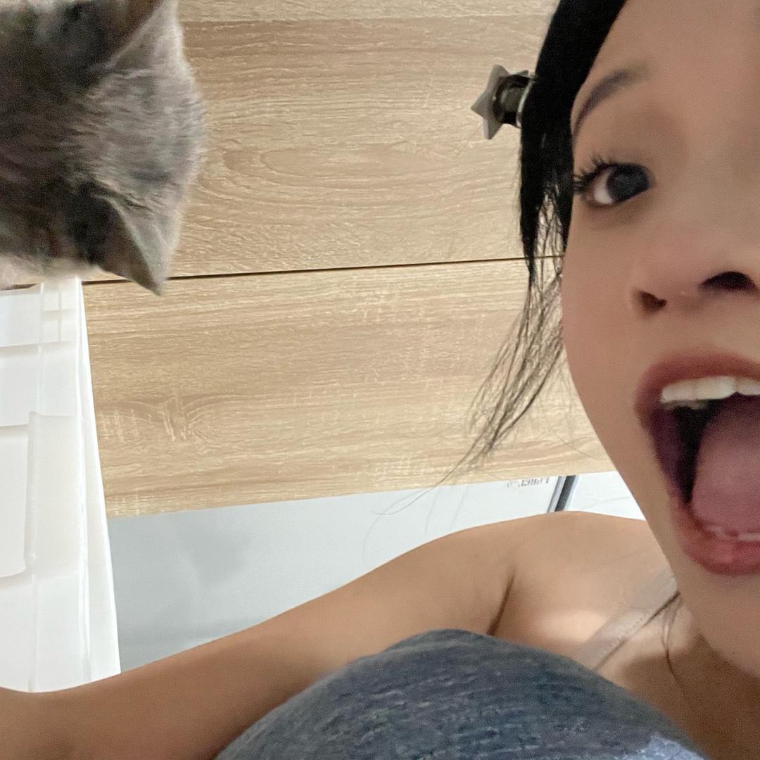 吃饱喝足睡大觉