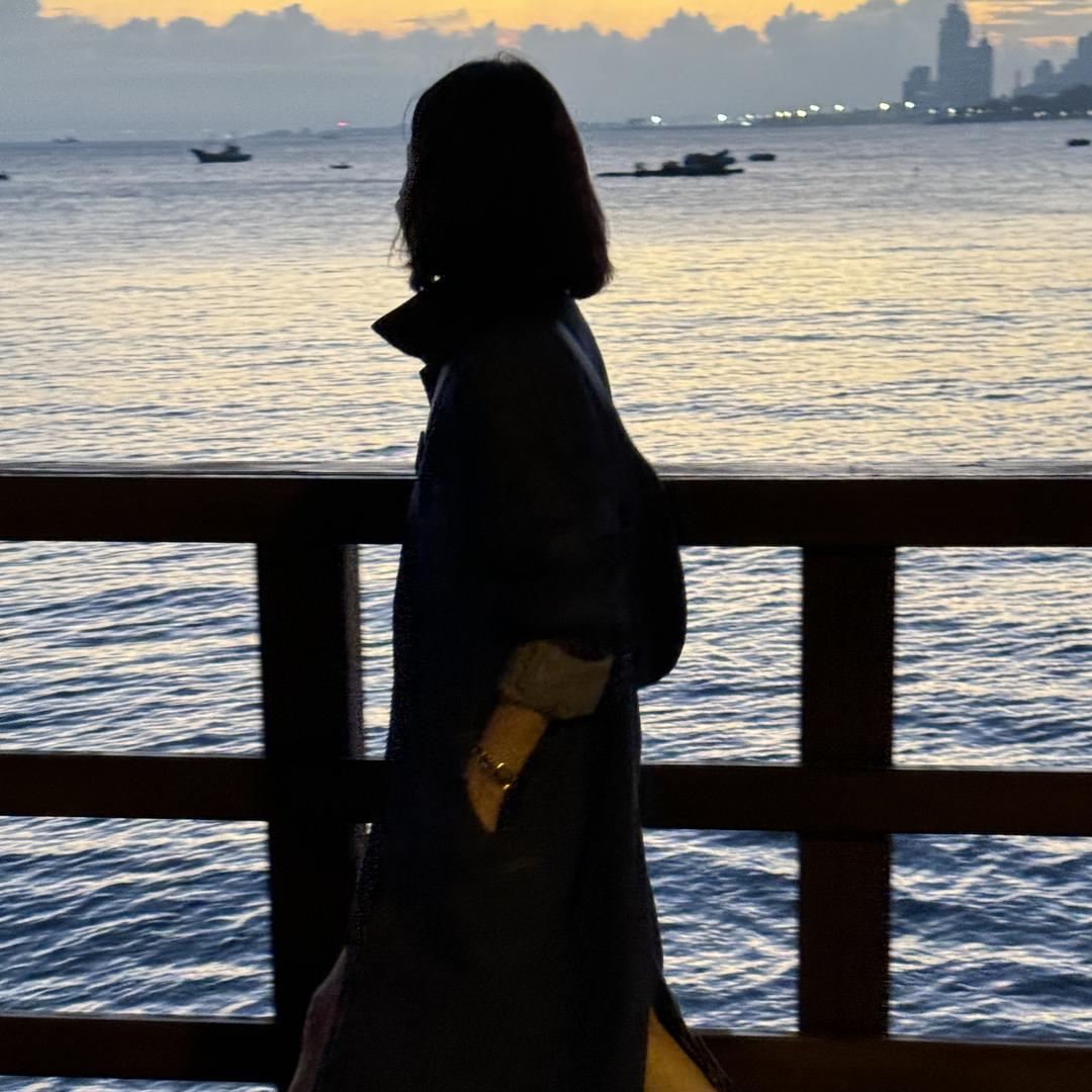 花间墅里