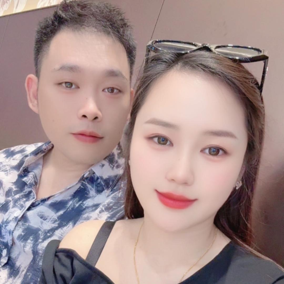 黄哥夫妇