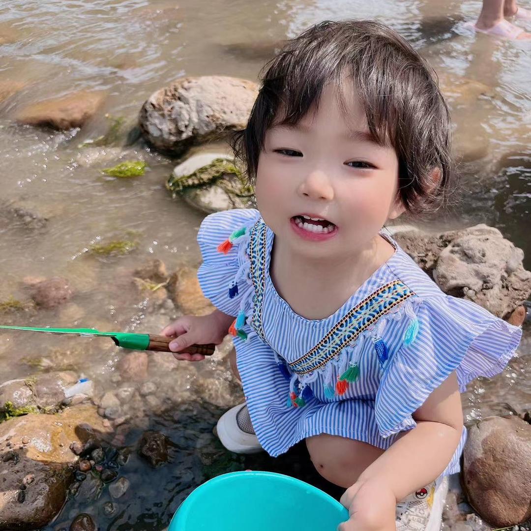 小闪玉石百货店