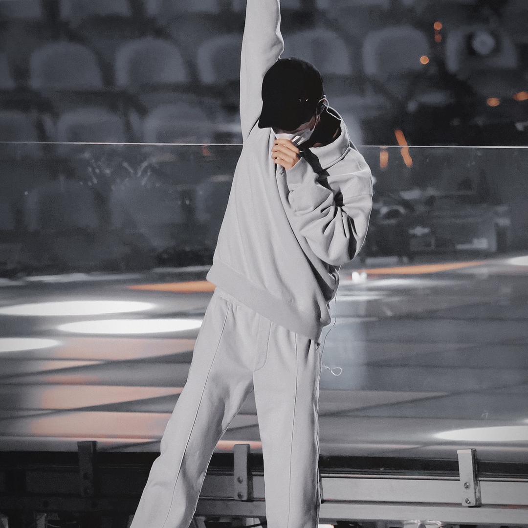 艺艺（见过王俊凯2，黄誉博3次版）