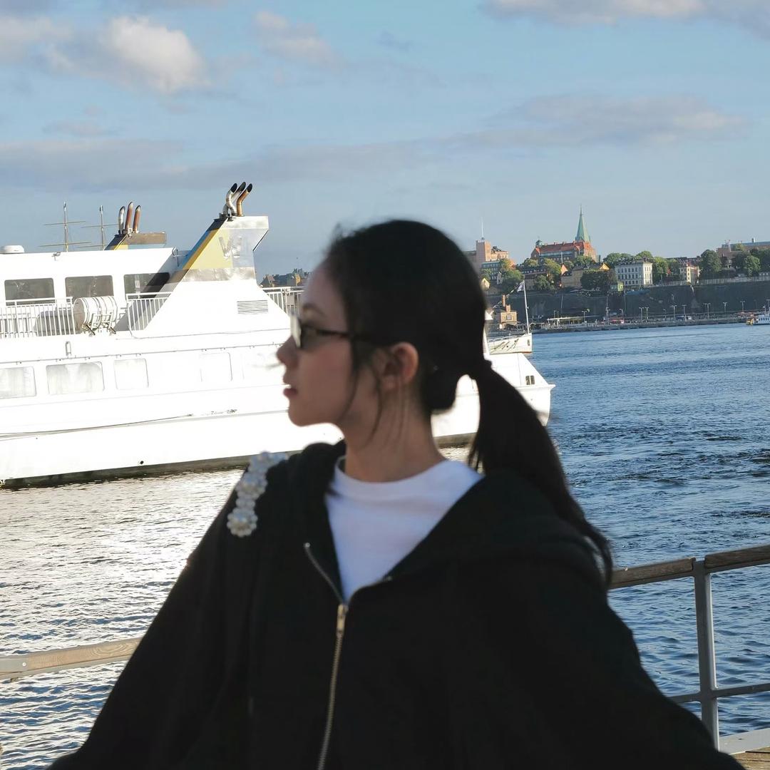 刘思思女装
