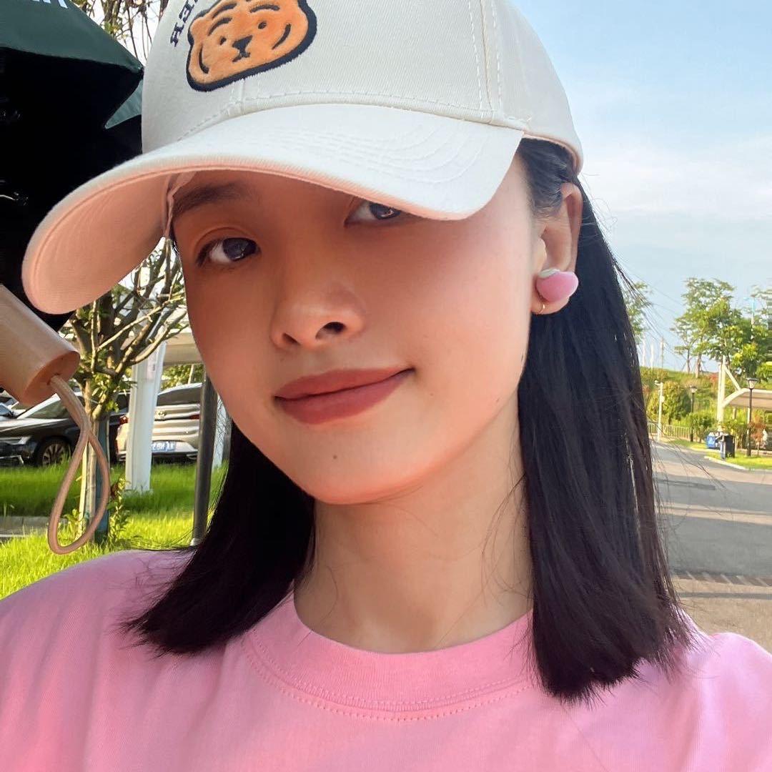 cinq鲨鱼女士