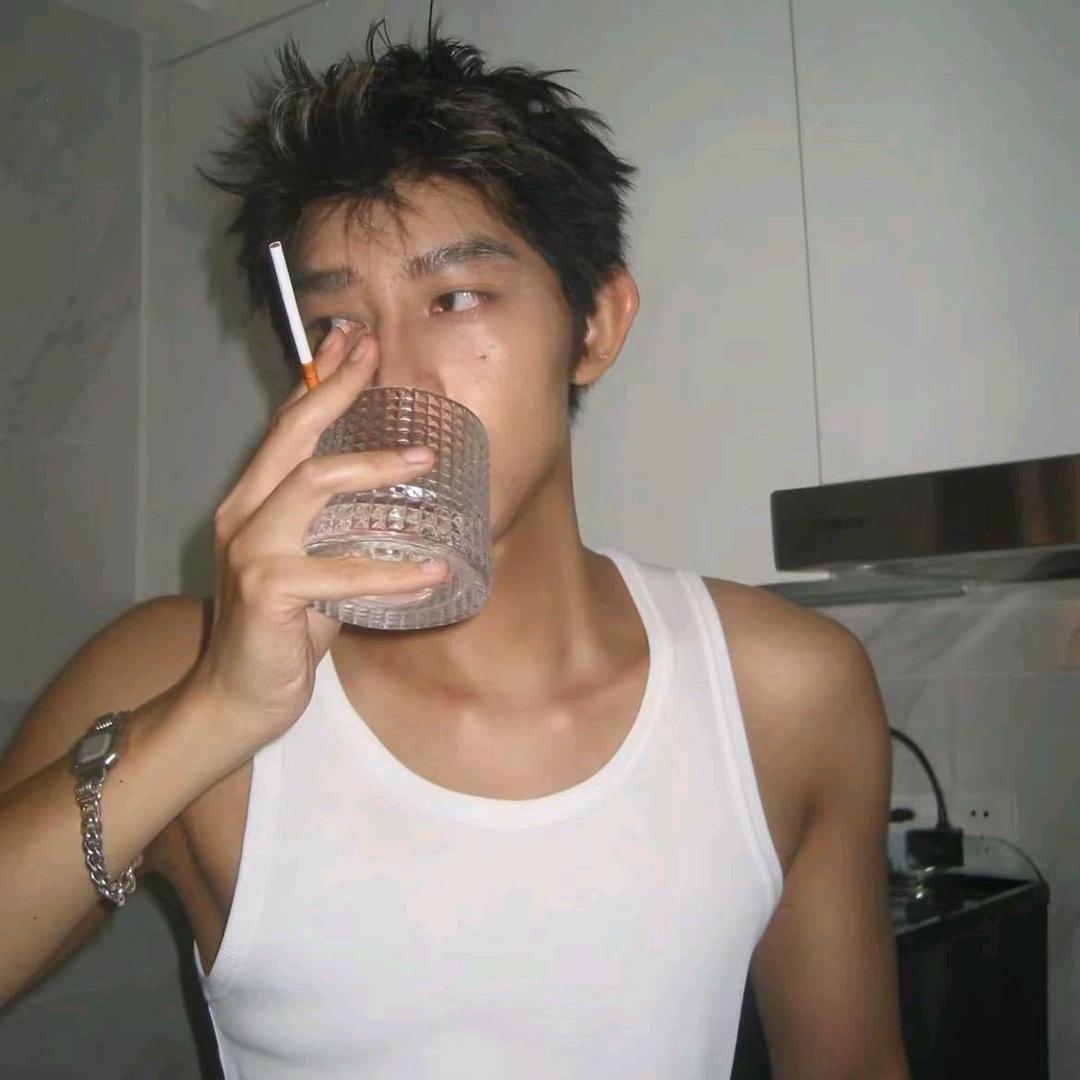 冷酷的小美杀手