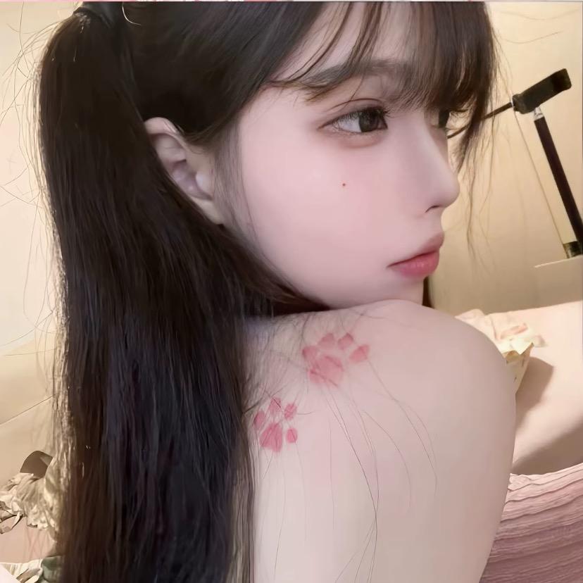 拉屎被鸡啄