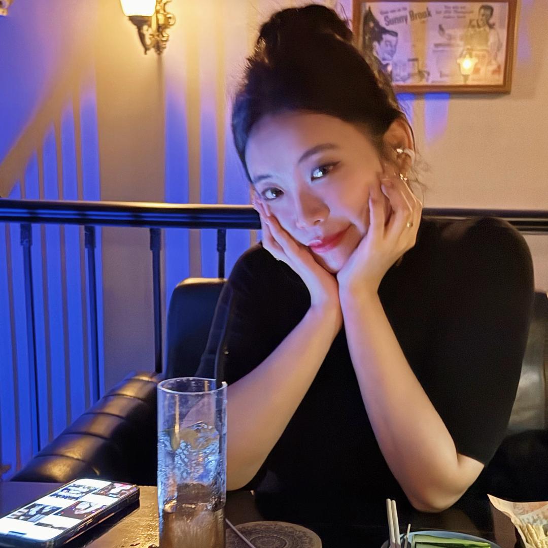 小王 敏一口🍺
