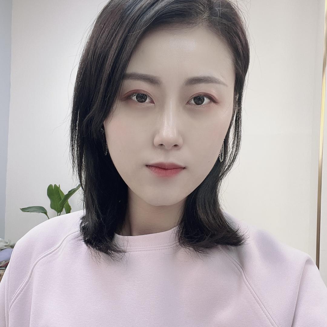 小薇服饰.