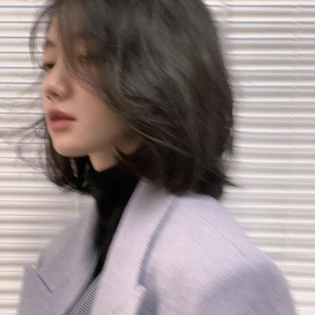 王  哪跑