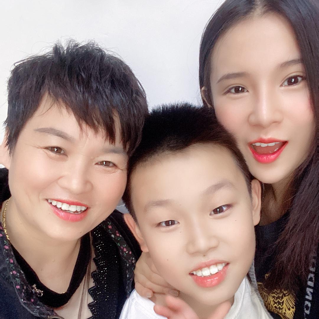 嘉兴市王店镇布衣阁女装