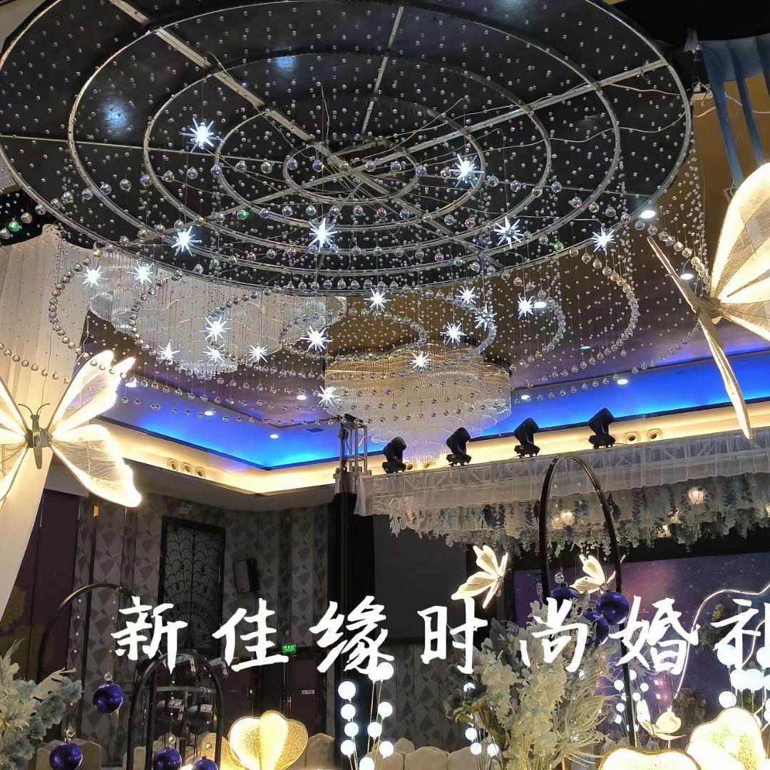 礼泉婚庆礼炮小哥