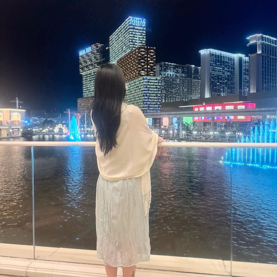 🍭榴莲糖᭄এ
