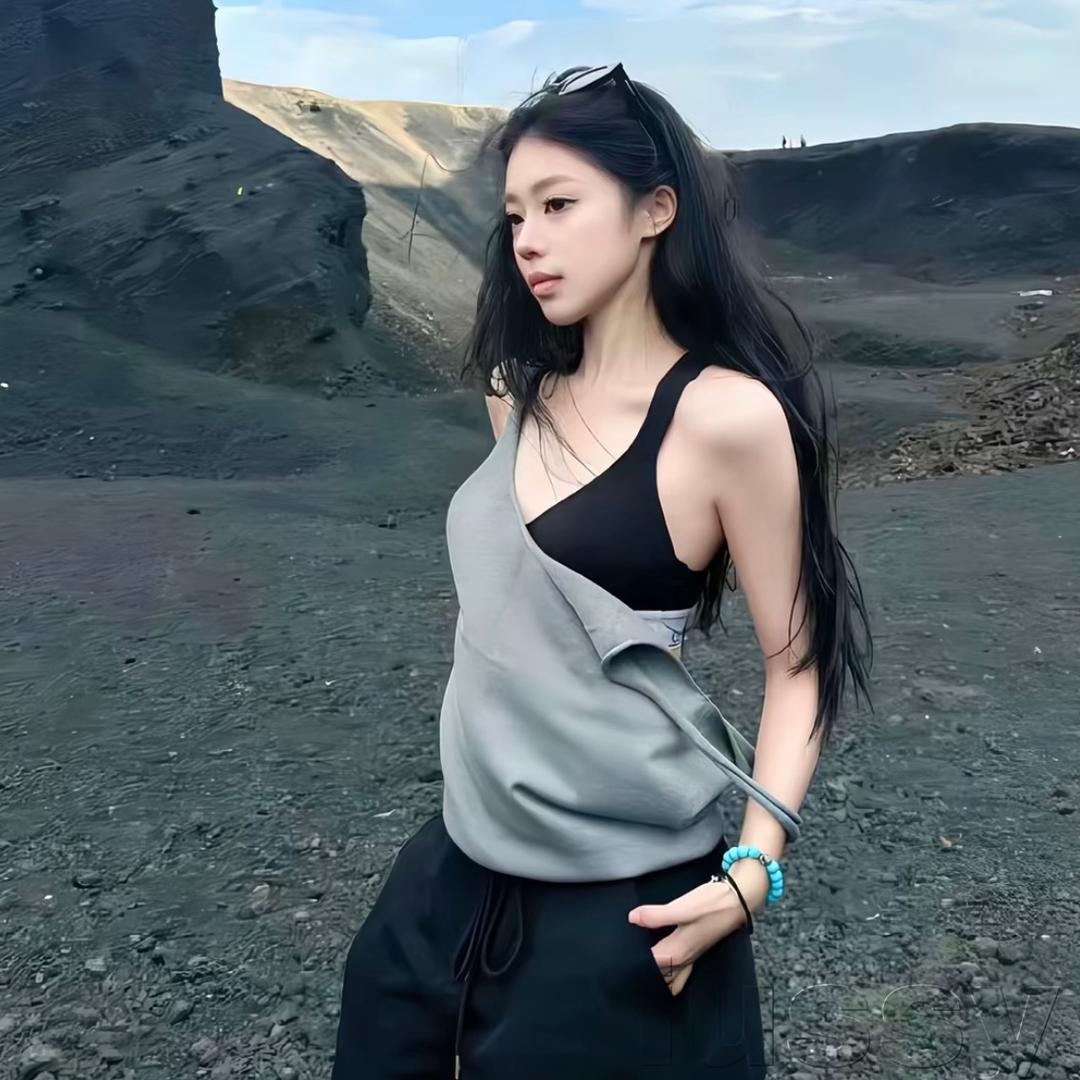 莉莉安.