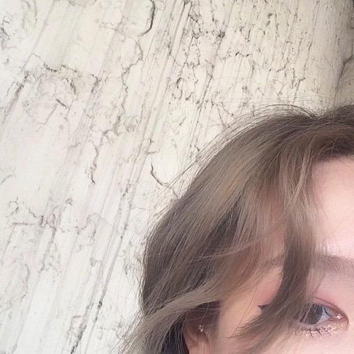 @做广告的姐姐💫