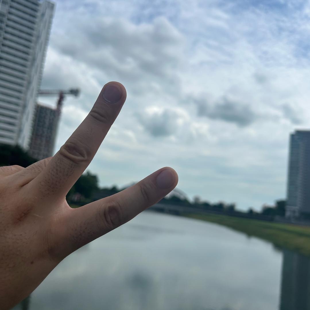 90后陕西奶爸在新加坡