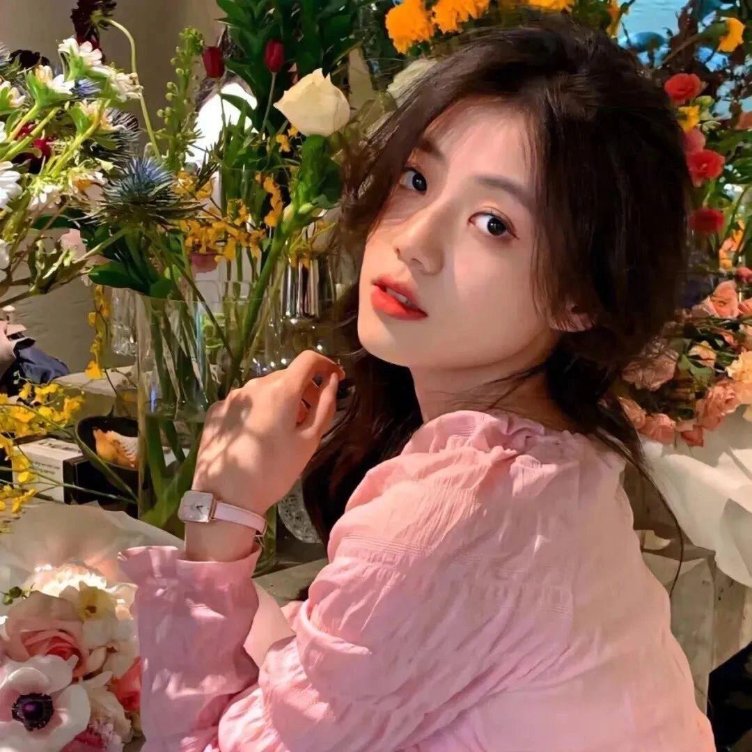 萱萱精品女装工厂直销