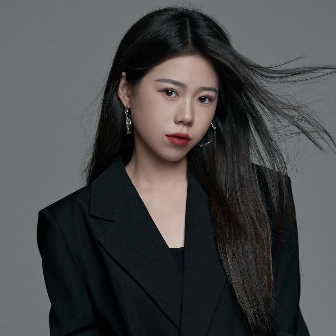 池州囍嫁婚纱 晚秋（招化妆师）