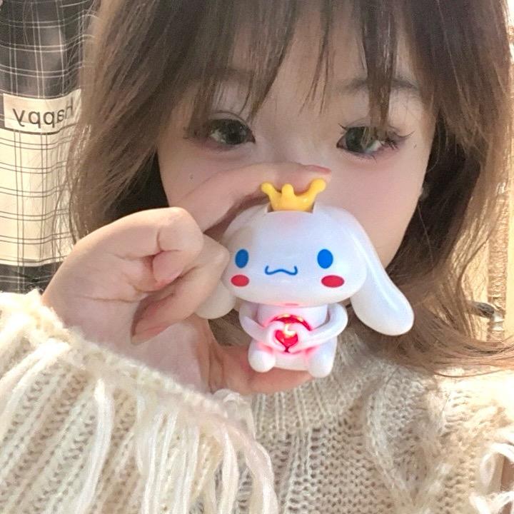 横影小费学姐