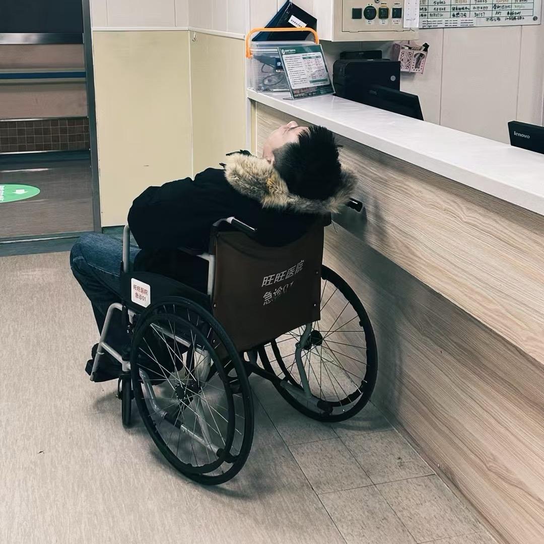潘八个