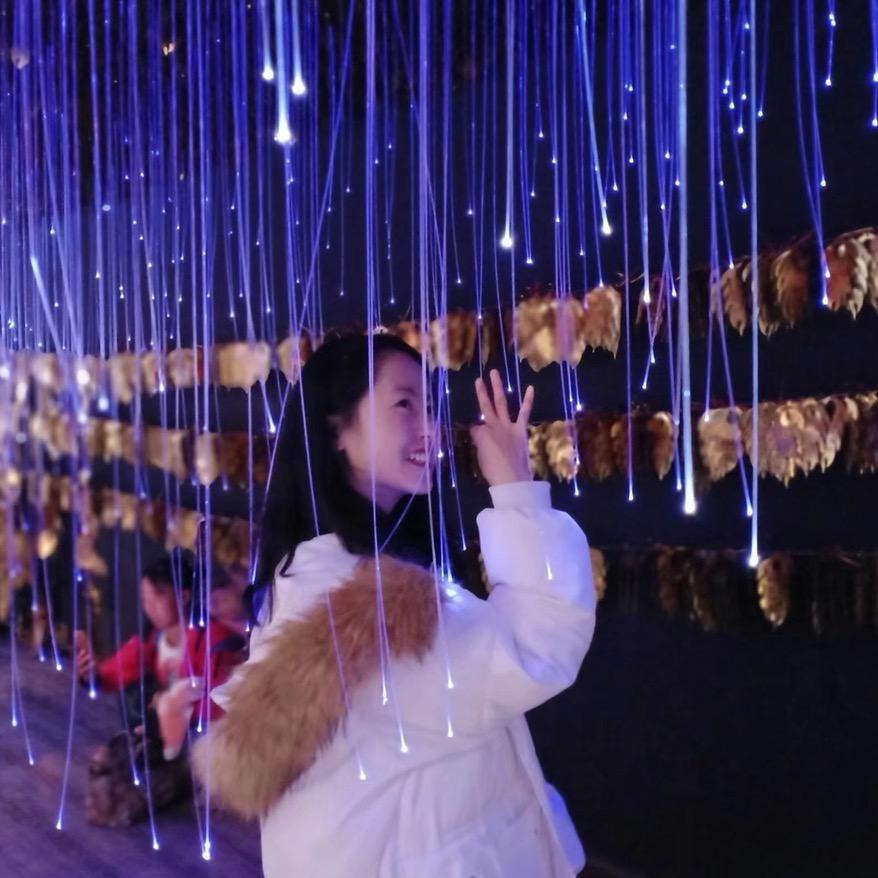 草根女博丽丽