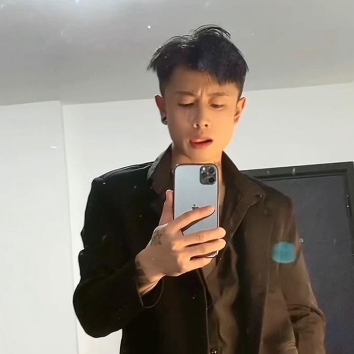 梓默的默