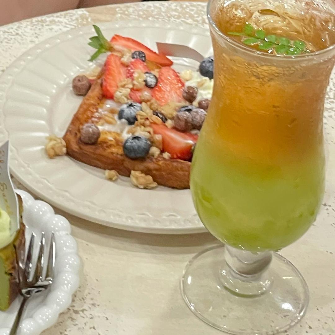 一顿不吃饿得黄同学