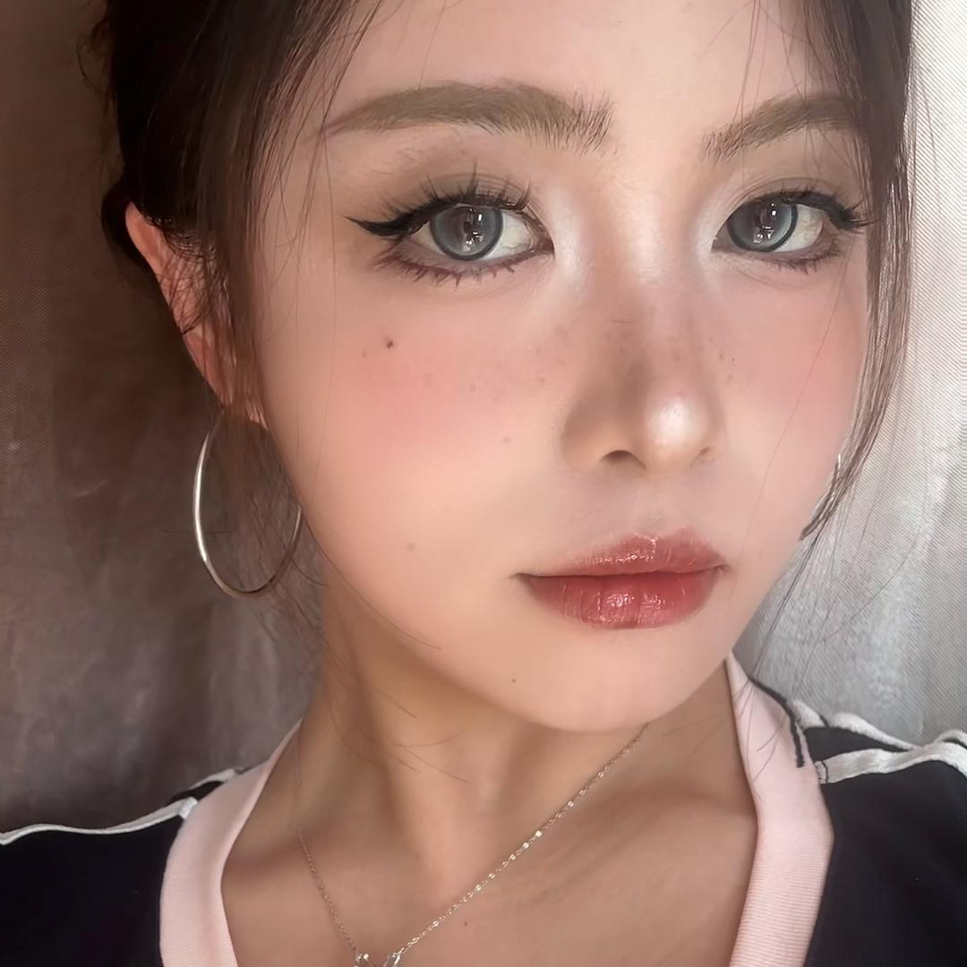 Yi