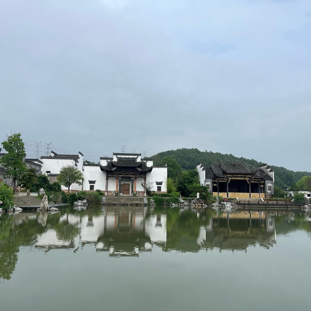 袄客奔